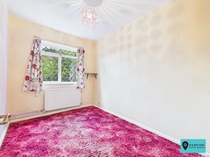 Bedroom- click for photo gallery